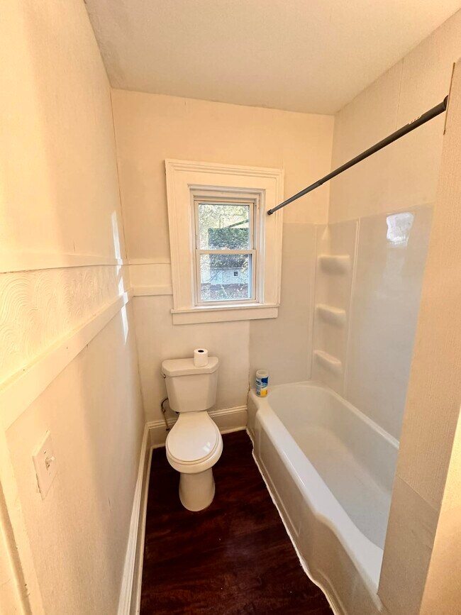 Foto del edificio - 1016 Haskell Ave