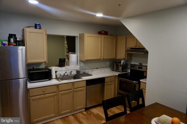 Foto del edificio - 2344 Red Eagle Ct