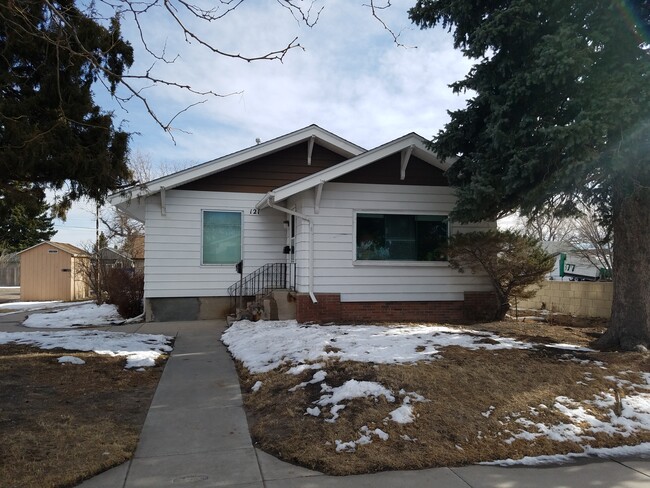 Building Photo - 121 west 8th Street