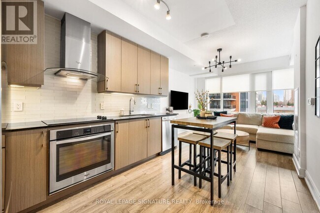 Photo du bâtiment - 9608 Yonge St