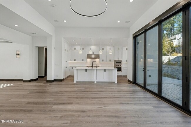 Foto del edificio - 20765 Parc Forêt Dr