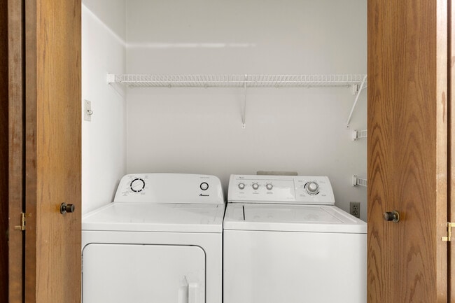 Building Photo - Domicile Stoneridge LLC