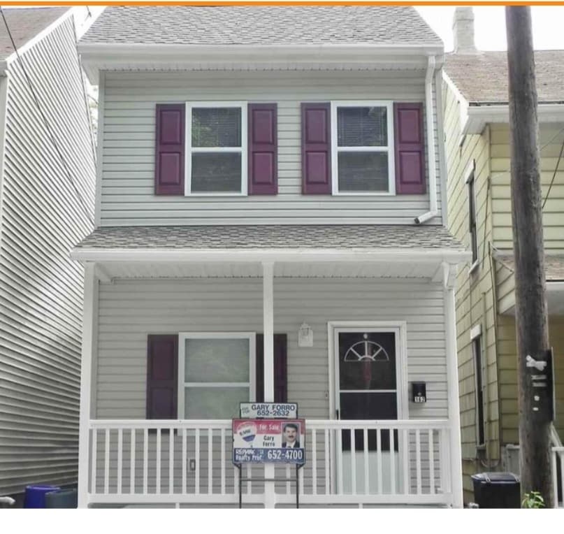 Foto principal - 162 N 2nd St