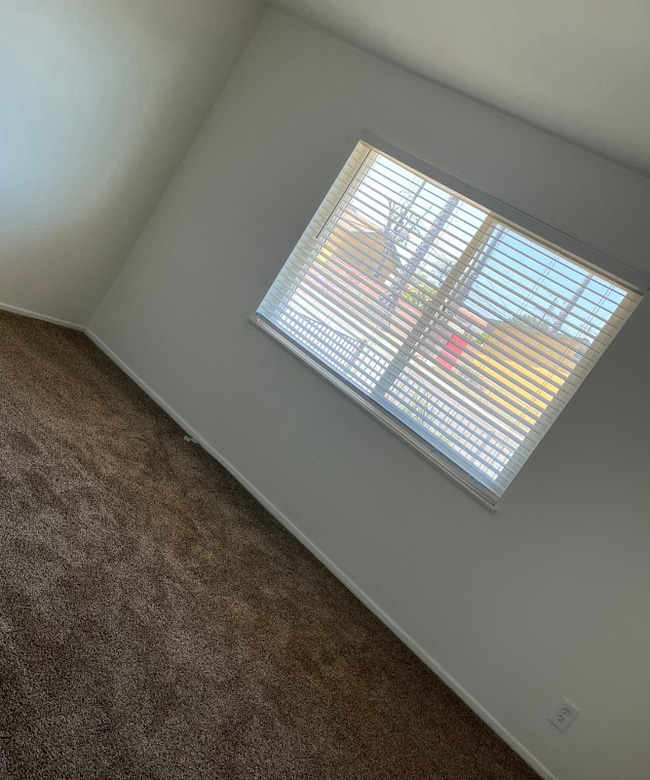 Building Photo - 1406 Redwood St