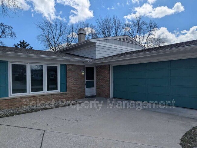 Foto del edificio - 3226 Arrowwood Dr