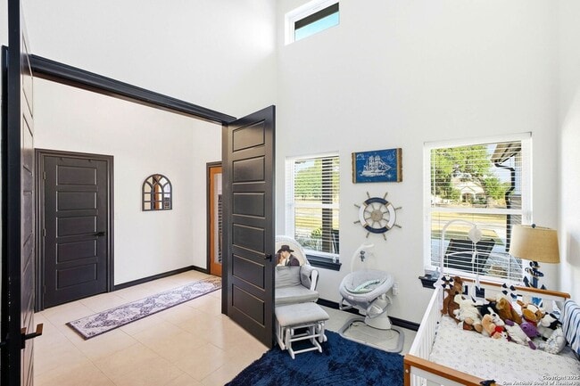 Foto del edificio - 418 Tawny Oak Cir