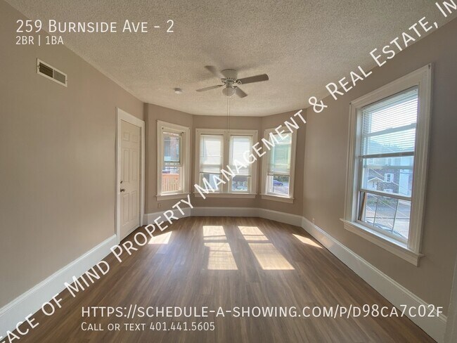 Foto del edificio - Bright & Spacious 2 Bedroom/1 Bath on 2nd ...