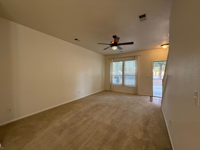 Foto del edificio - Beautiful Soaring Eagles Townhouse near Ft Carson/Peterson AFB/Airport!