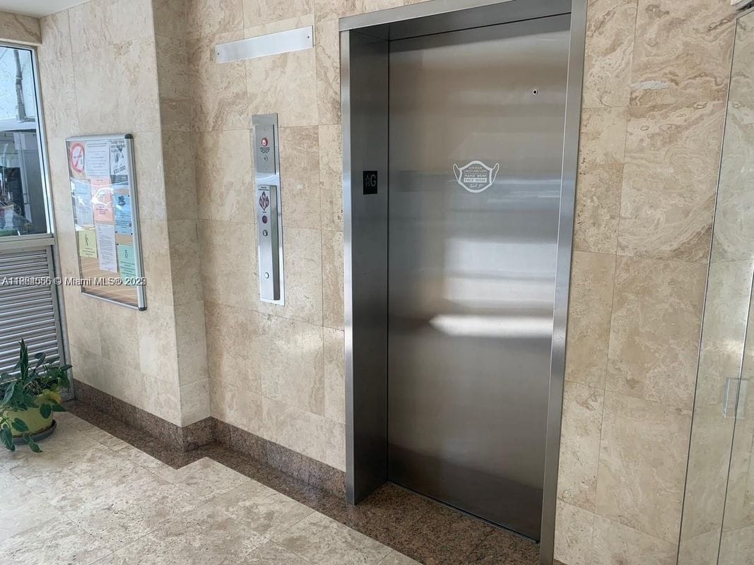Foto del edificio - 1345 West Ave