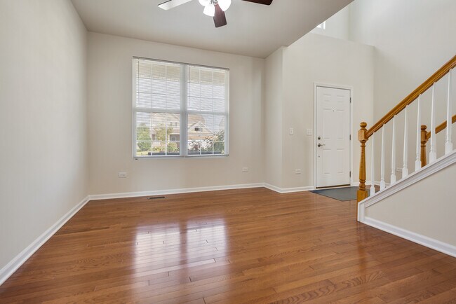 Foto del edificio - 3451 Birch Ln