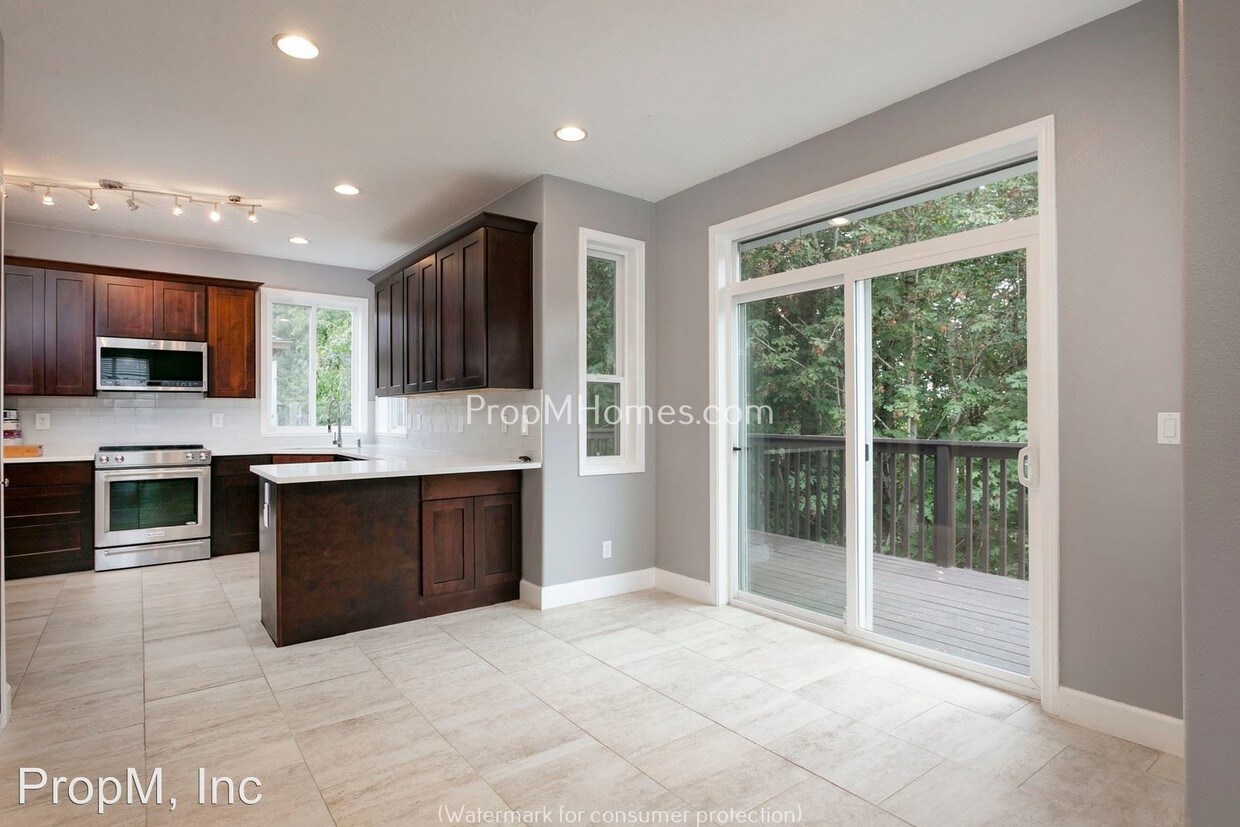 Primary Photo - 18052 Newell Ridge Dr