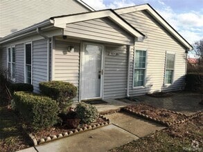 Building Photo - 28302 Raleigh Crescent Dr