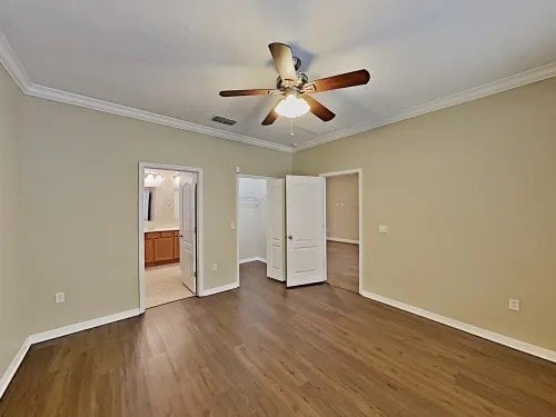 Foto del edificio - 1414 Canopy Oaks Dr