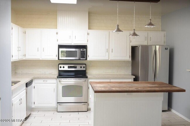 Foto del edificio - 9159 E Broadway Blvd