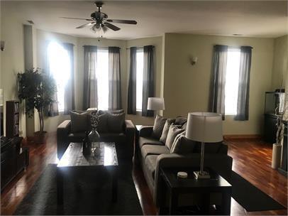 Foto del edificio - 4219 S Union Ave