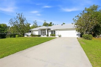 Building Photo - 1169 Presque Isle Dr