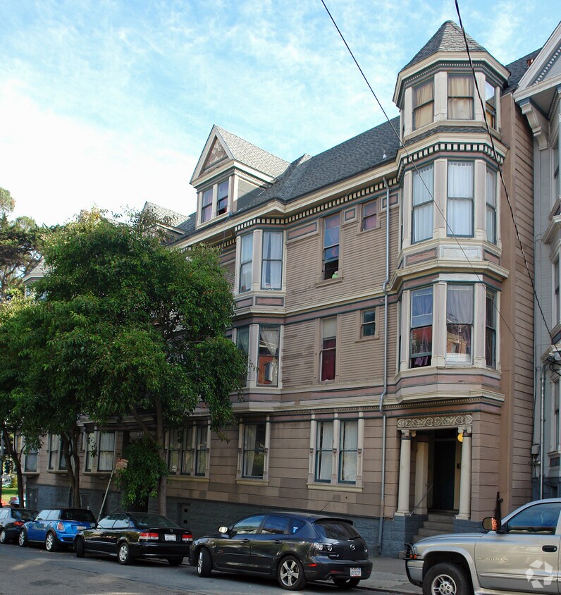 Primary Photo - 400 Cole St