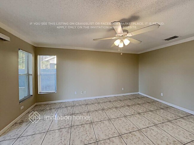 Foto del edificio - 700 McLean Ct