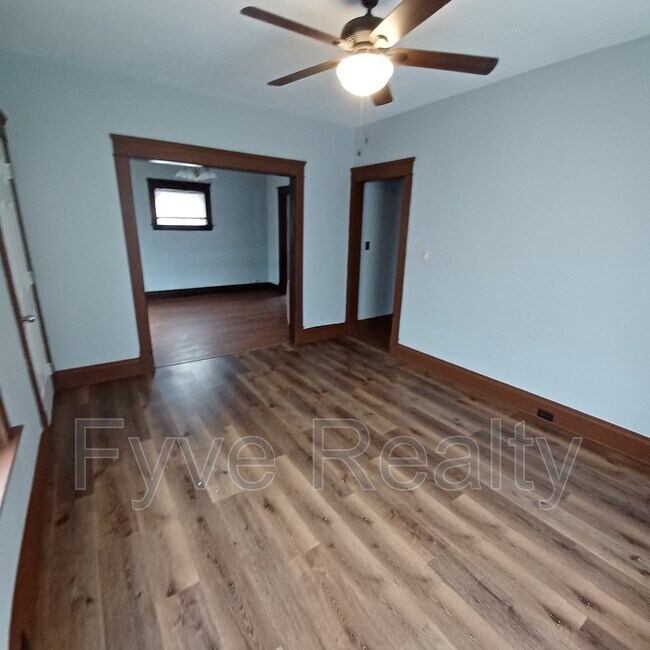 Foto del edificio - 2915 Roanoke Ave