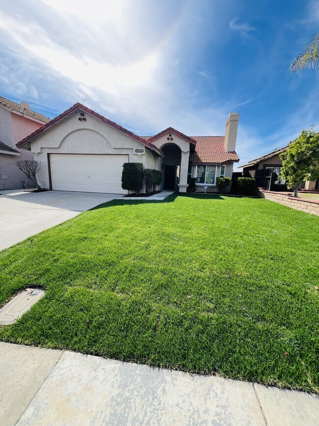 Foto del edificio - 24555 Camino Meridiana