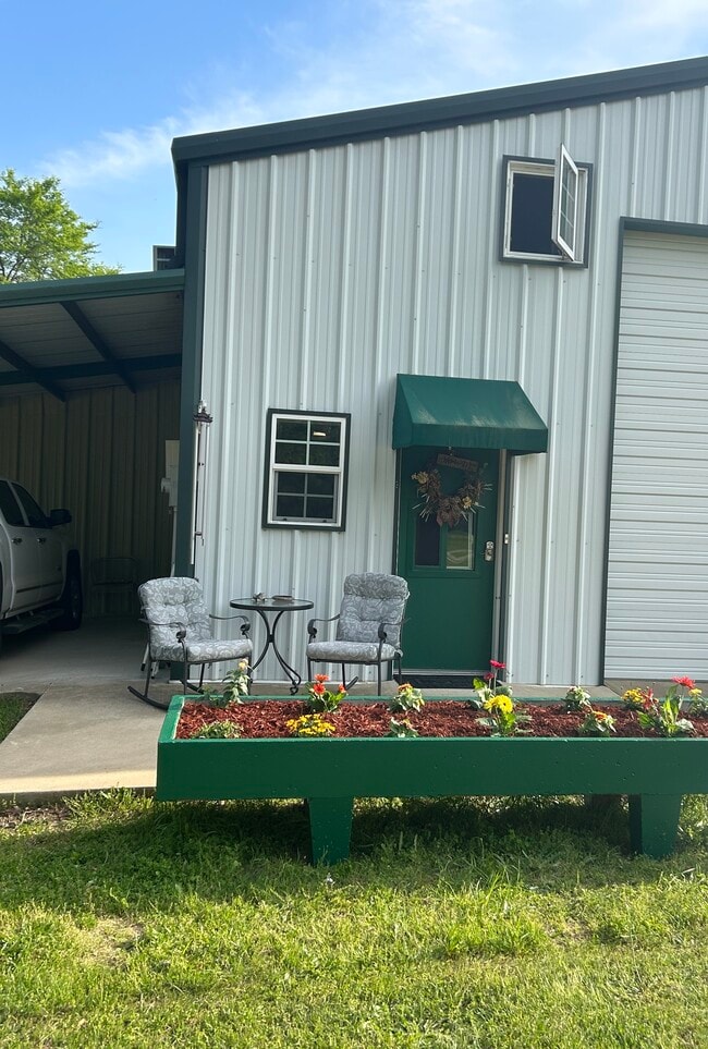 Building Photo - 576 Co Rd 3605