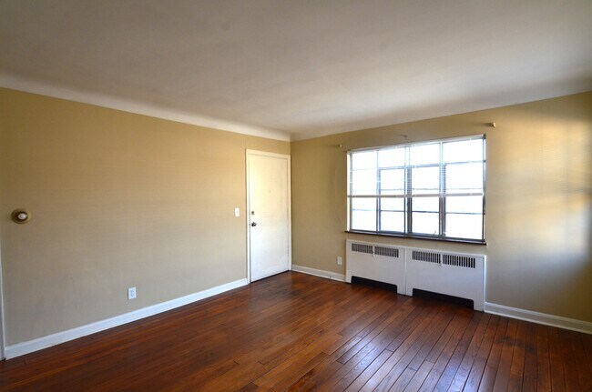 Foto del edificio - 7204 Reading Rd