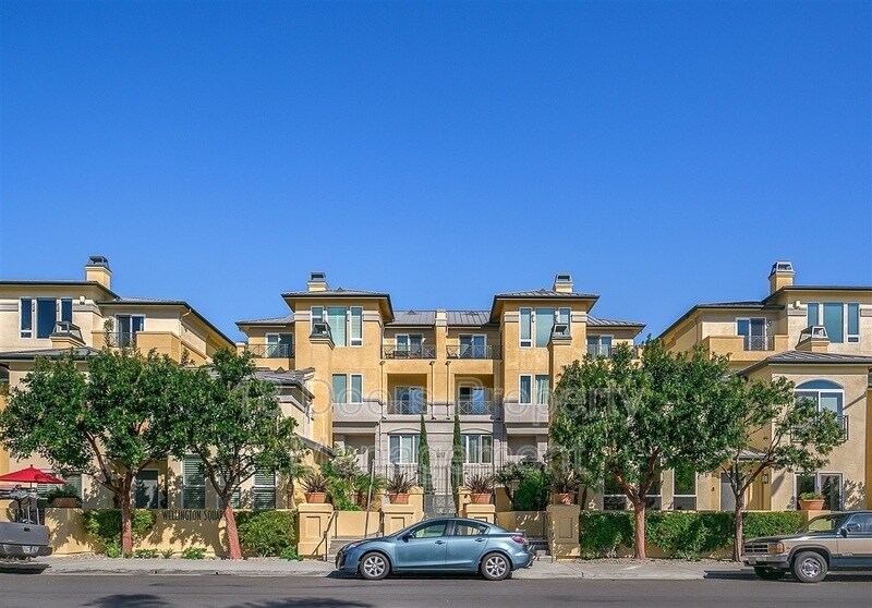 Foto principal - 4057 1st Ave