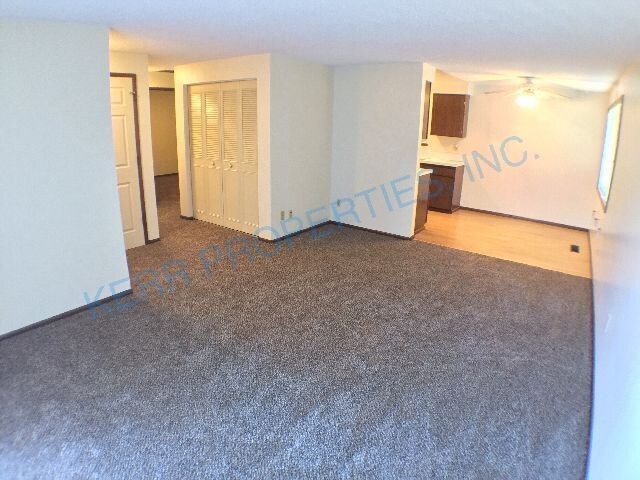 Building Photo - 3631 SE 165th Ave
