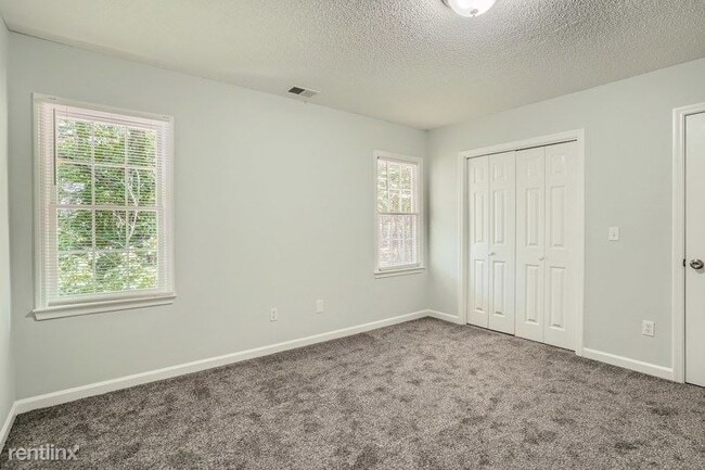 Building Photo - 5 br, 3 bath House - 5017 Sandyhook Court ...