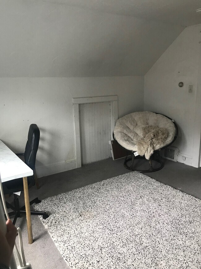 Foto del edificio - 2236 Murray Hill Rd