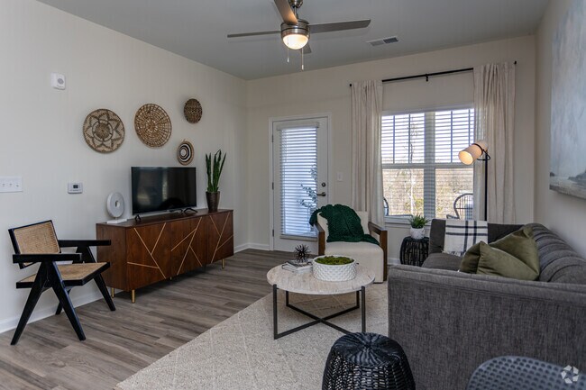 1HAB, 1BA - 750SF - Sunrise Ridge