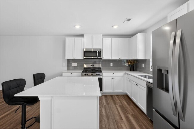 Foto del edificio - 1406 Cattleman Acres Dr