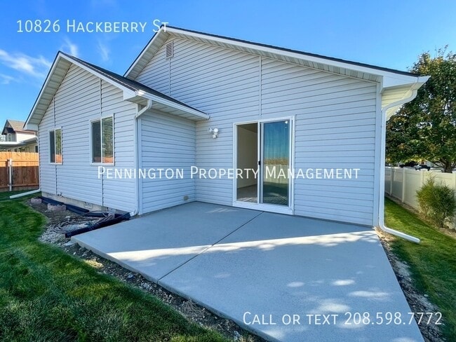 Building Photo - 10826 Hackberry St