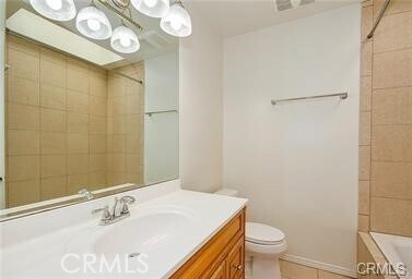 Building Photo - 214 Via Robina