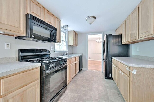 Building Photo - 4377 Vintage Ln