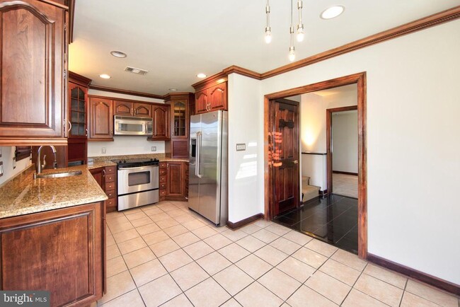 Building Photo - 3634 Aldino Rd
