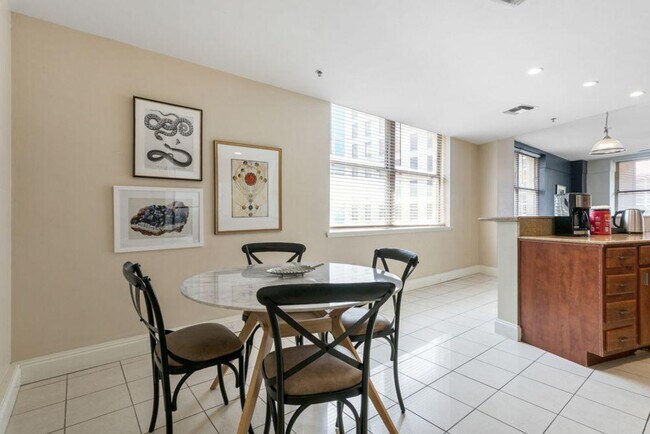 Foto del edificio - 925 Common St