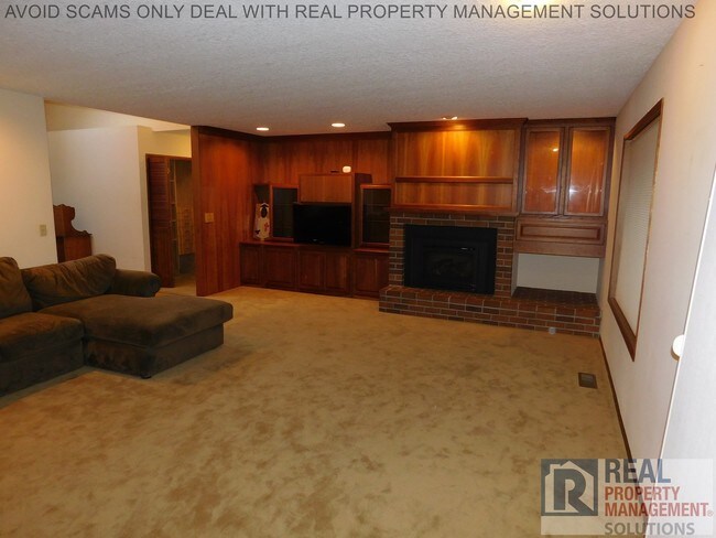 Foto del edificio - 7050 SW 103rd Ave