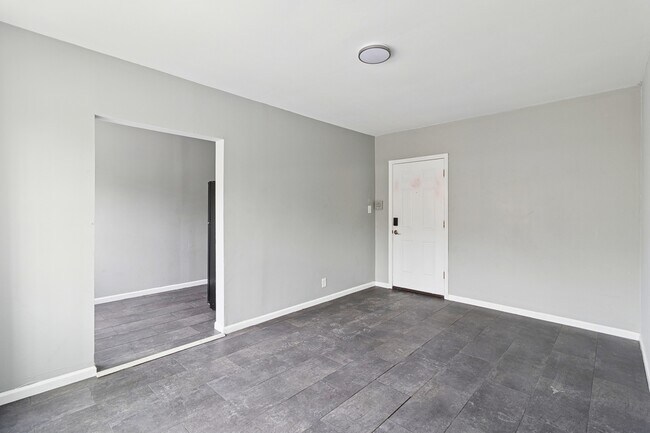 Foto del edificio - 6228 S Western Ave