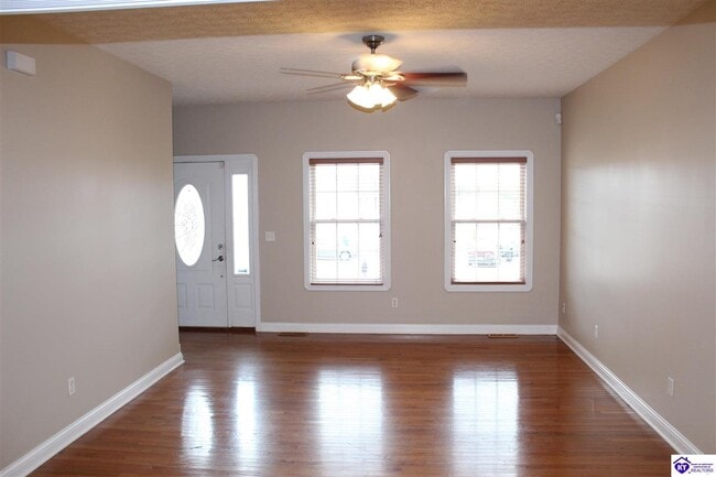 Building Photo - 113 Sugar Hill Dr