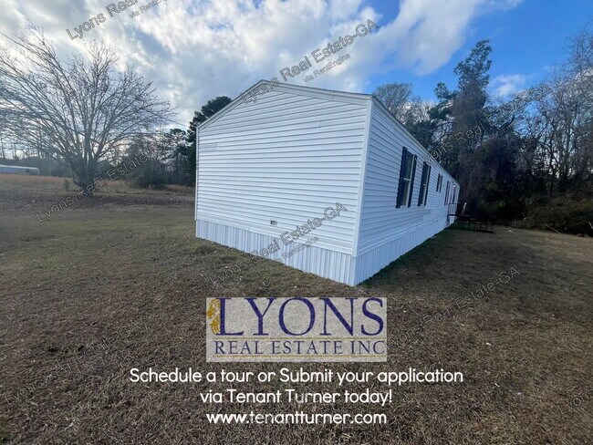 Building Photo - 503 Chamblee Dr
