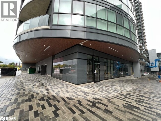 Building Photo - 108 Garment St