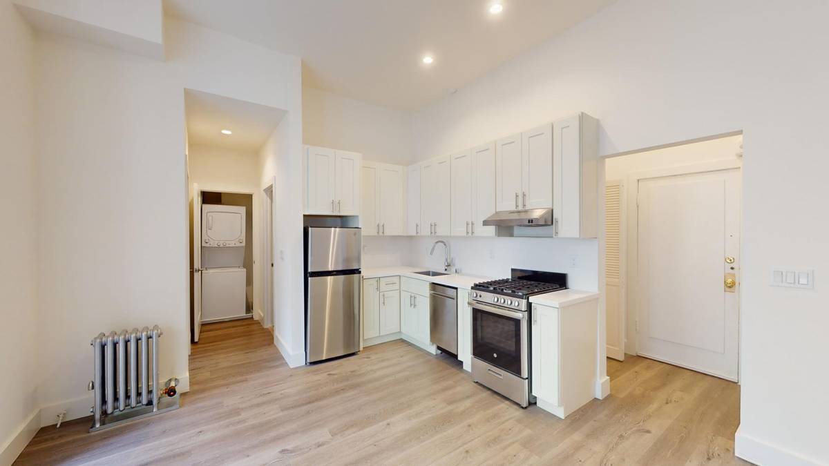 Primary Photo - 3785 20th St