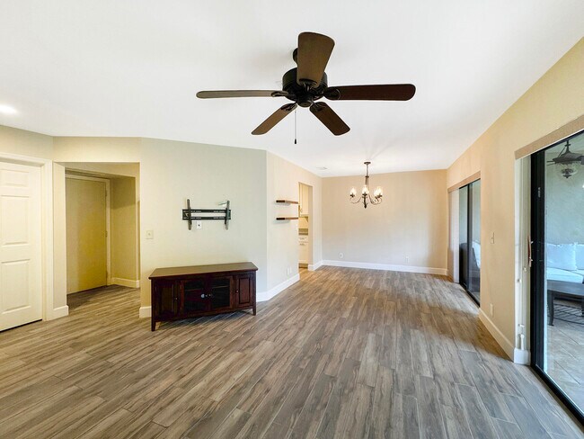 Foto del edificio - 25 Lexington Ln W