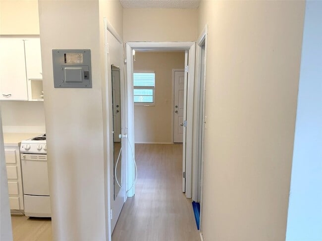 Foto del edificio - 2001 S Ocean Dr