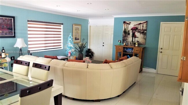 Foto del edificio - 14033 SW 166th St