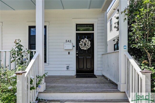 Building Photo - 543 E Anderson St