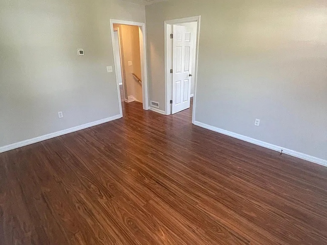 Building Photo - 4 Willoughby St