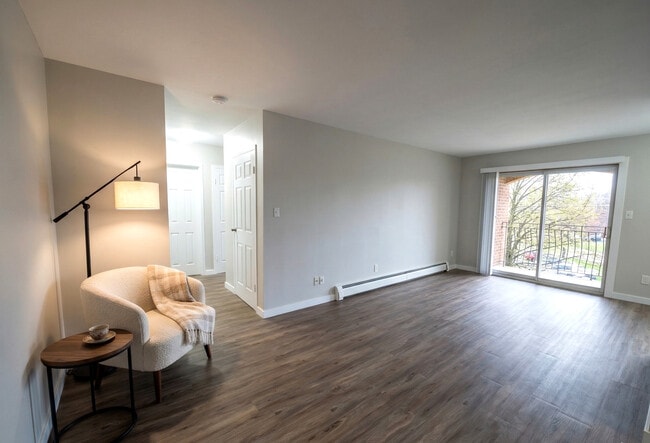 Building Photo - Parkside Place Apartments