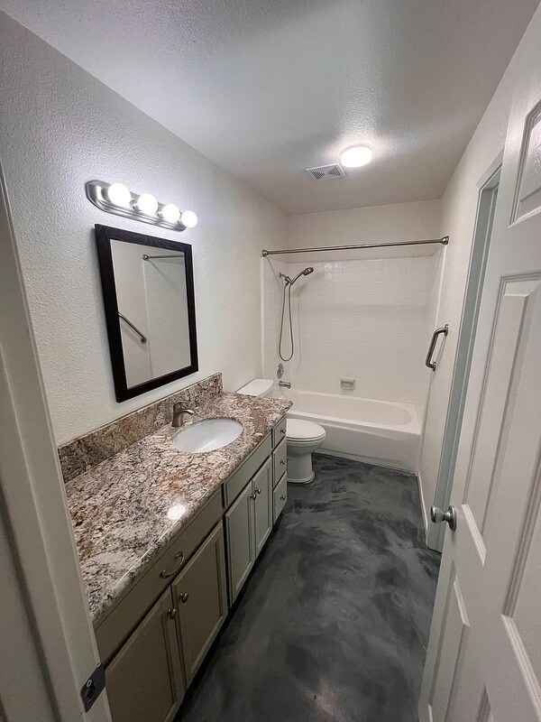Foto del edificio - 4755 N Cedar Ave